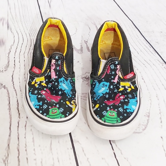 kids character vans